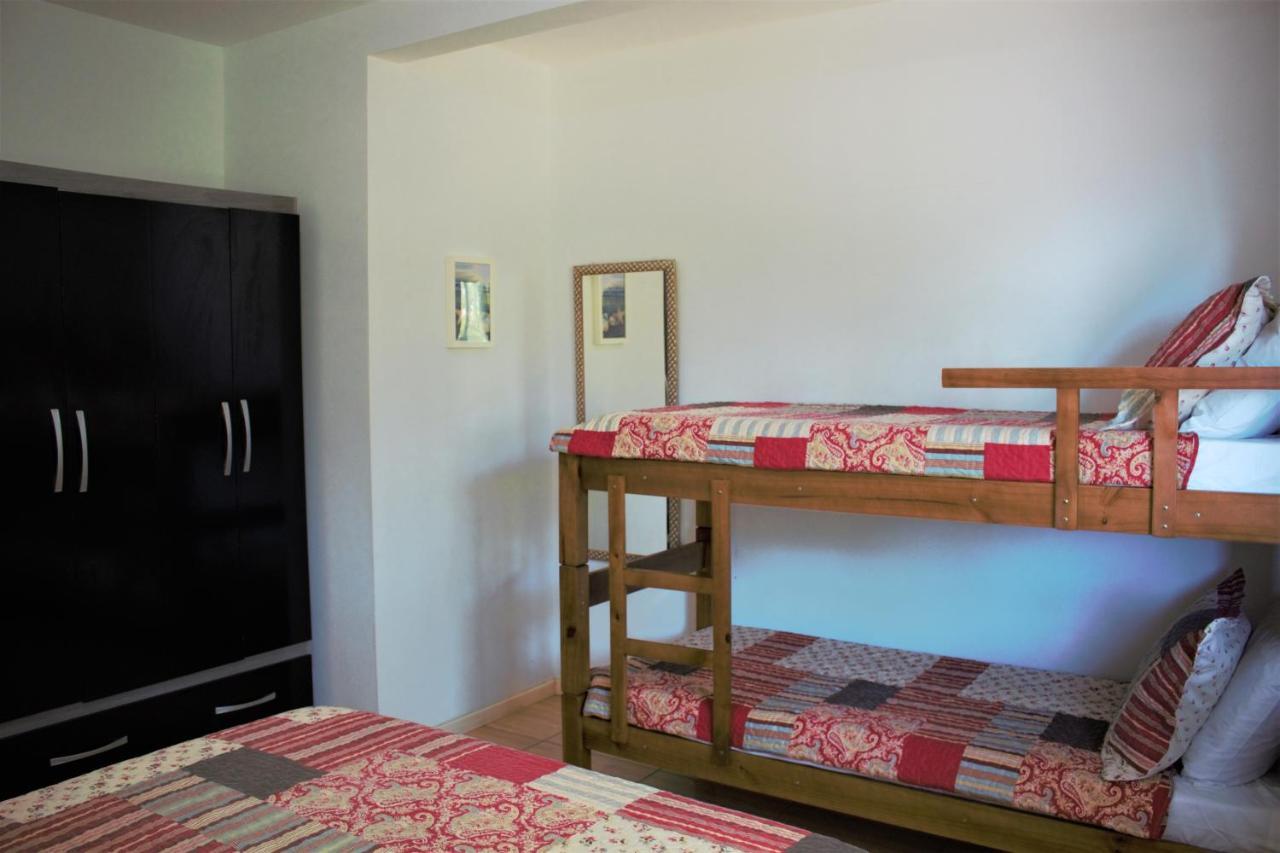 Apartamento Sunset, à 80 metros da praia Palhoça Exterior foto